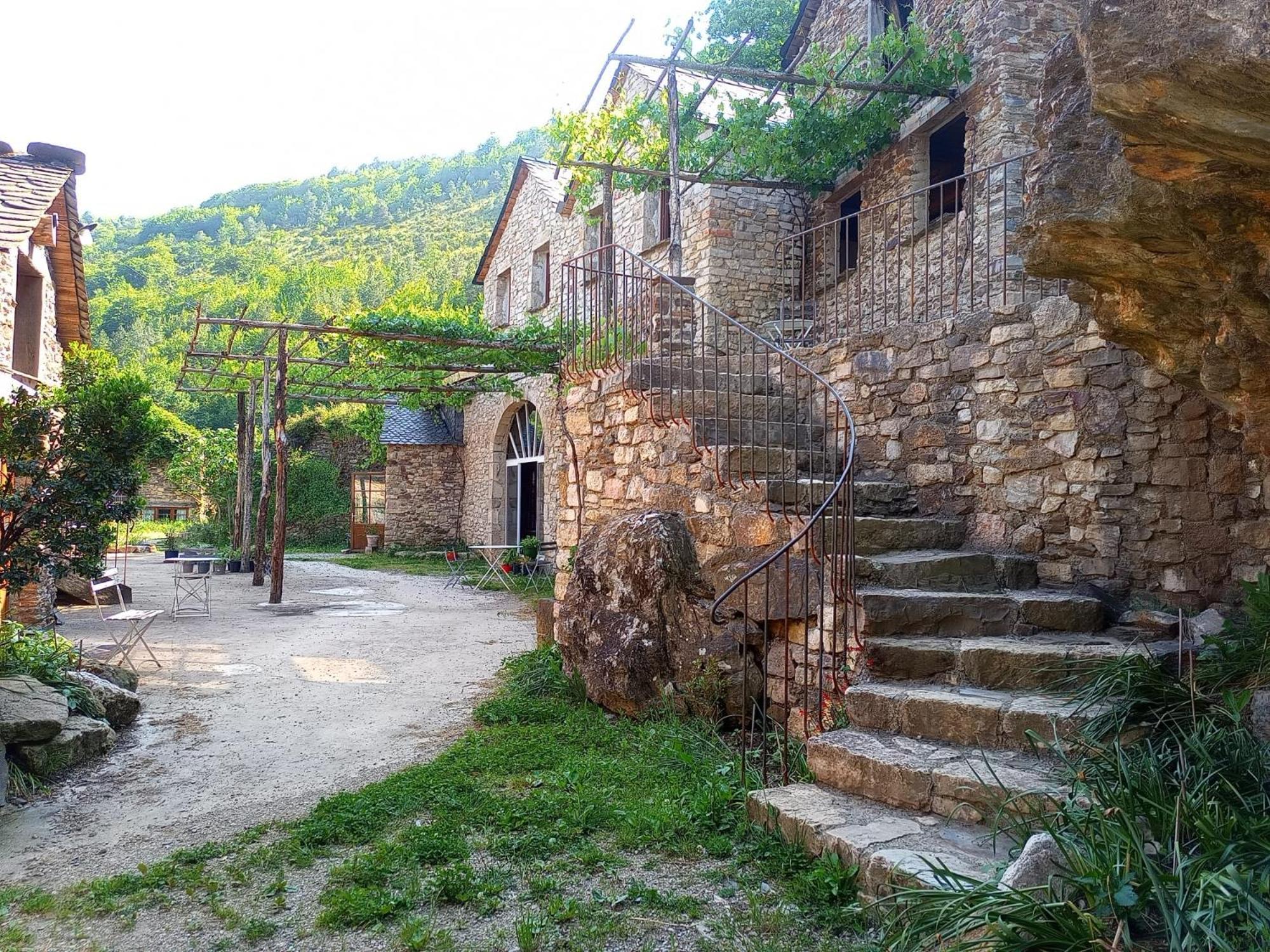 La Ferme Des Cevennes Hotell Florac Exteriör bild